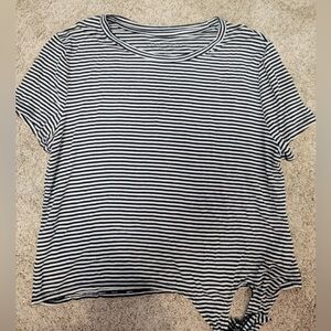 Aeropostale Stripped Cropped Tee